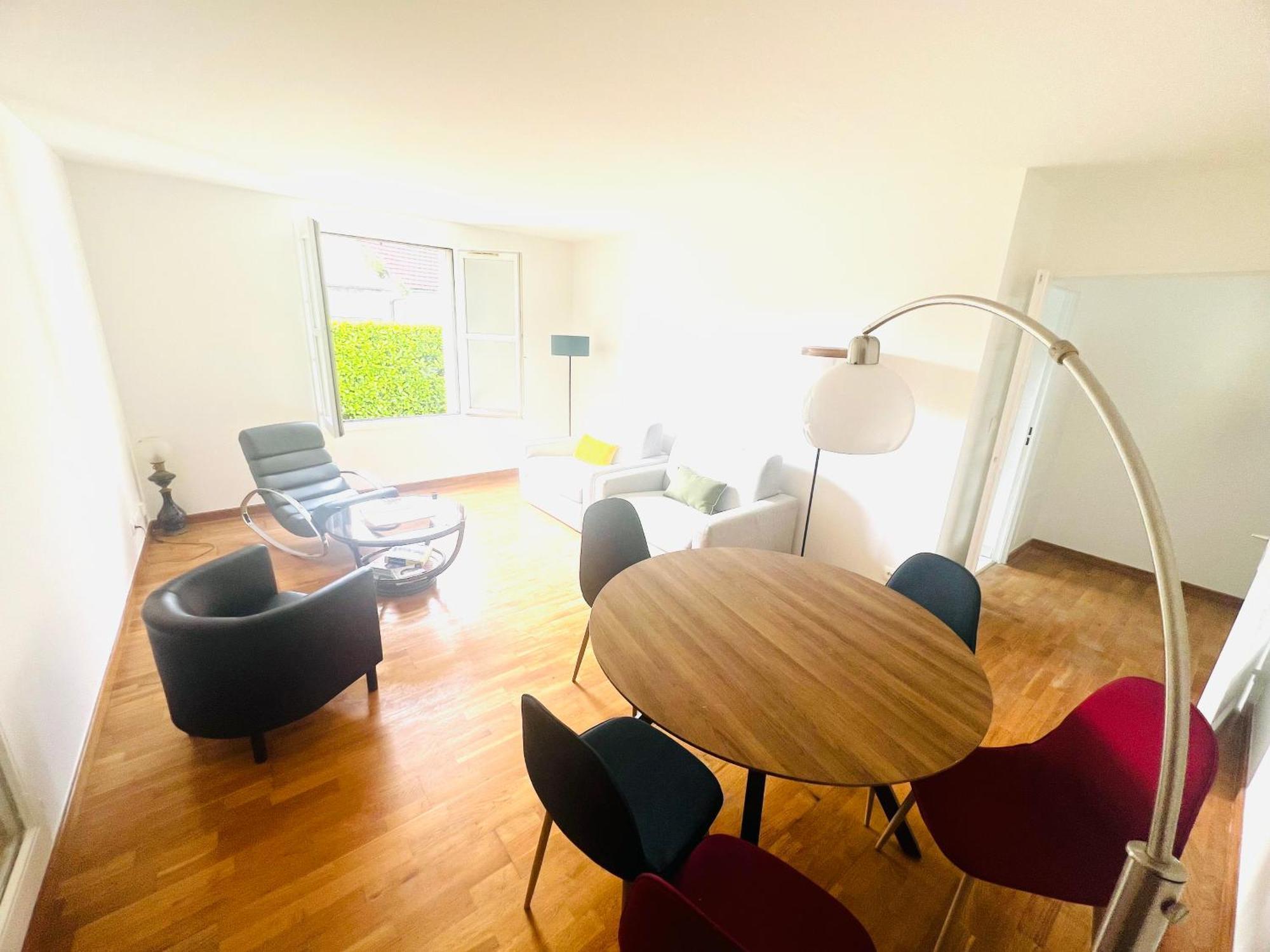 Appartement Standing Avec Jardin, 4 Personnes, Strategiquement Situe Mantes-la-Jolie Exterior photo