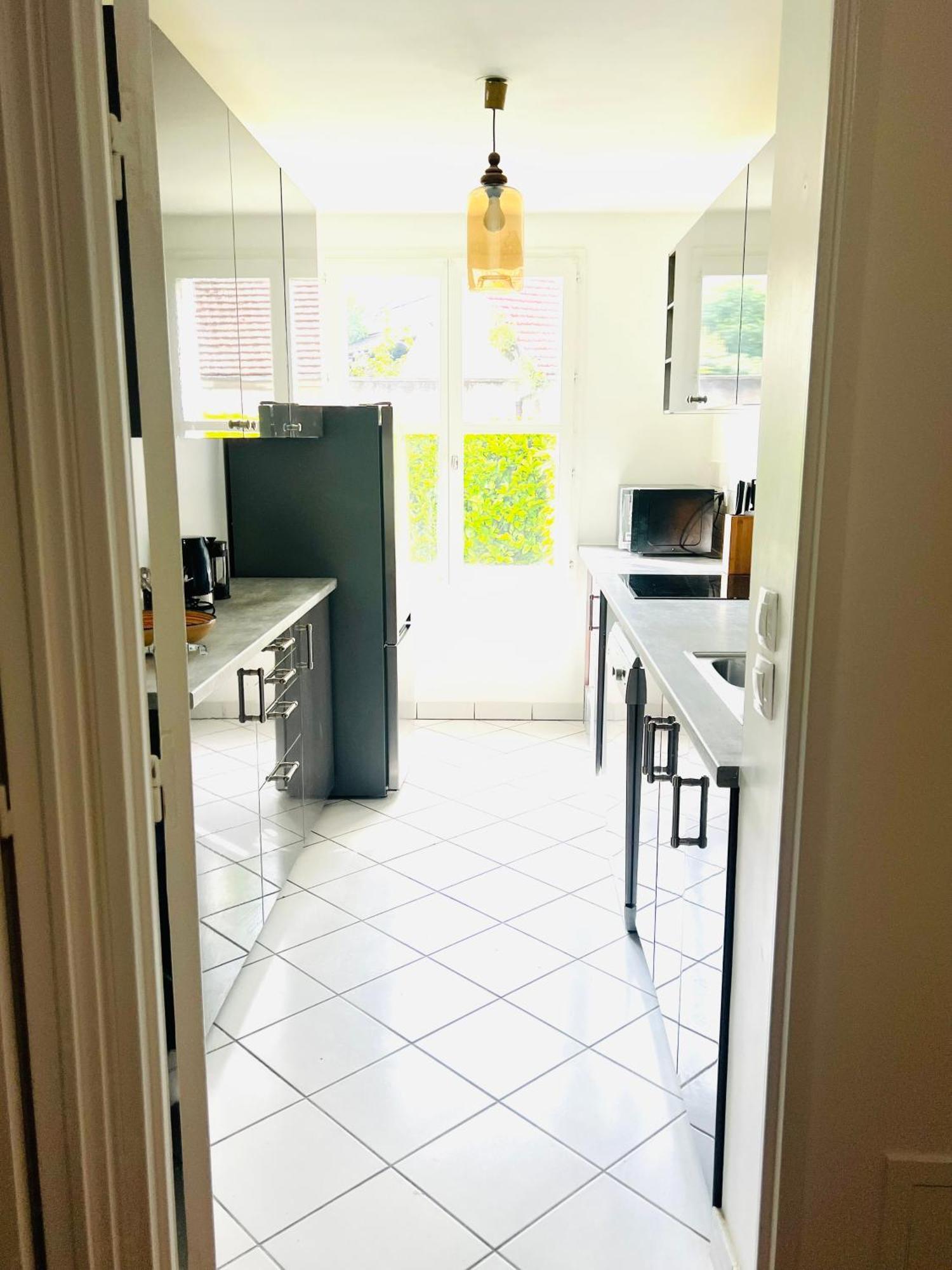 Appartement Standing Avec Jardin, 4 Personnes, Strategiquement Situe Mantes-la-Jolie Exterior photo